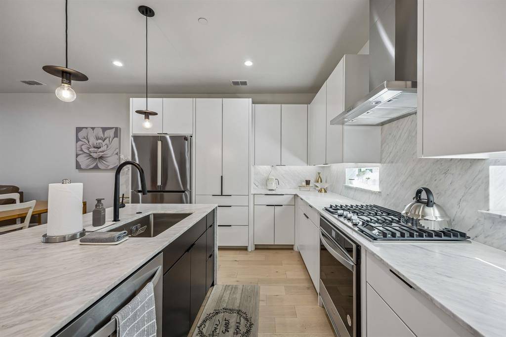 1147 N Madison Avenue #107, Dallas, TX 75208