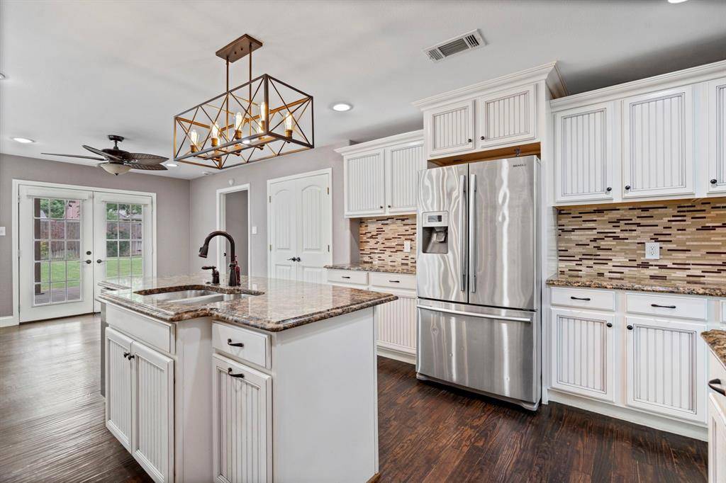 8406 Lakemont Drive, Dallas, TX 75209