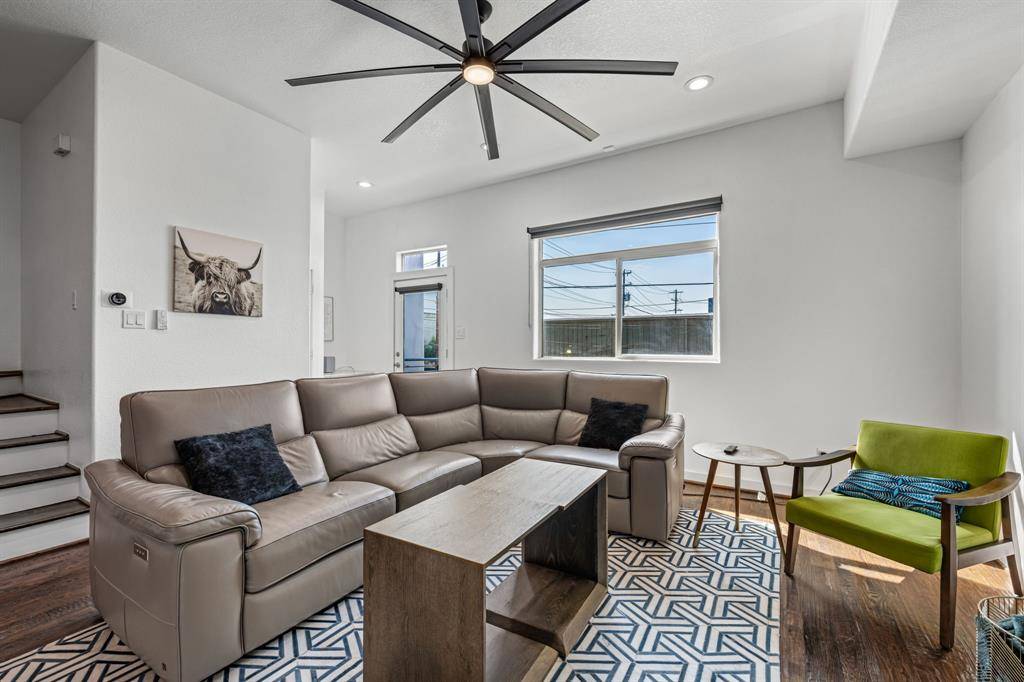 5713 La Vista Drive, Dallas, TX 75206