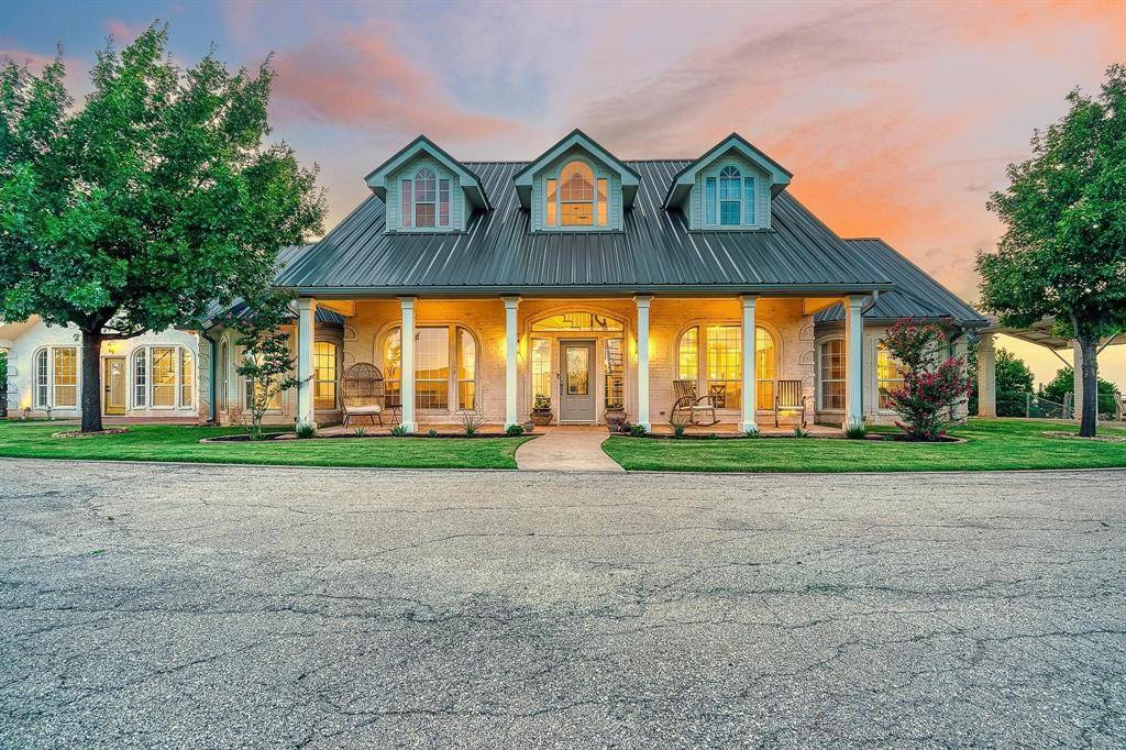 214 County Road 693, Buffalo Gap, TX 79508