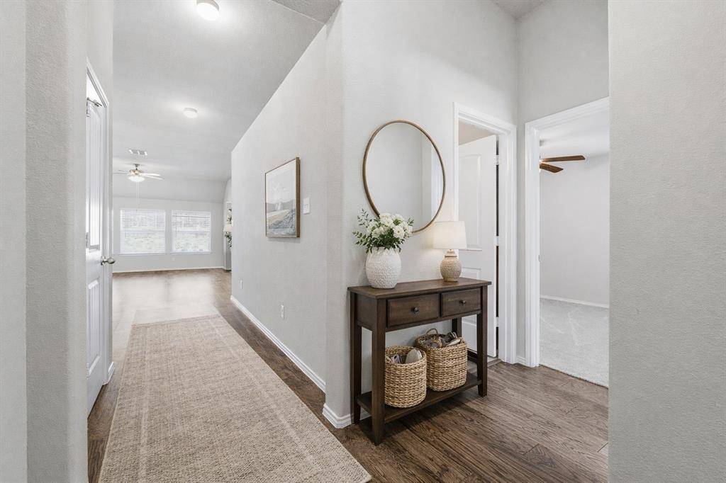 104 Cadyn Drive, Keene, TX 76059