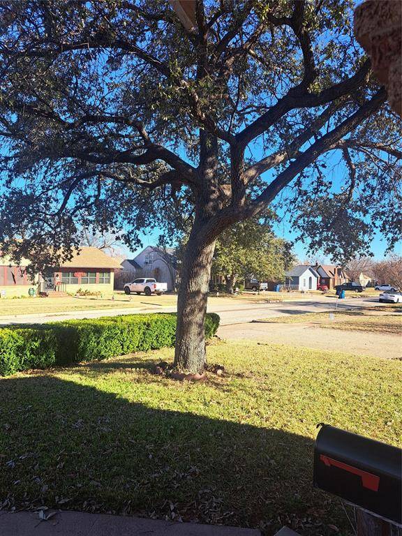 1106 Silas Street, Sweetwater, TX 79556