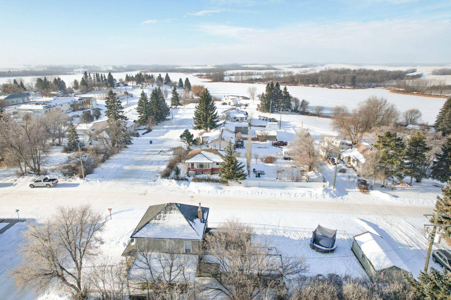 4904 51 ST, Alix, AB T0C 0B0