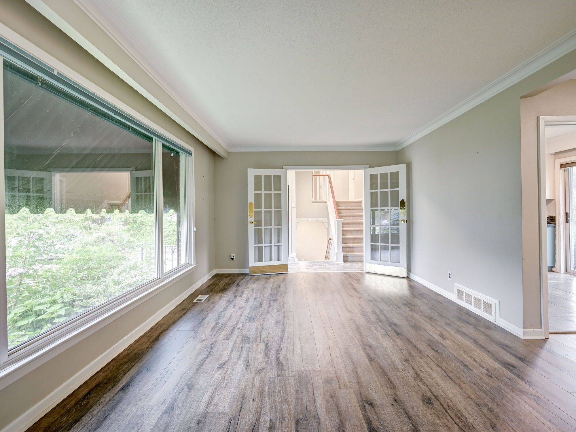 251 Third Line, Oakville, ON L6L 4A2