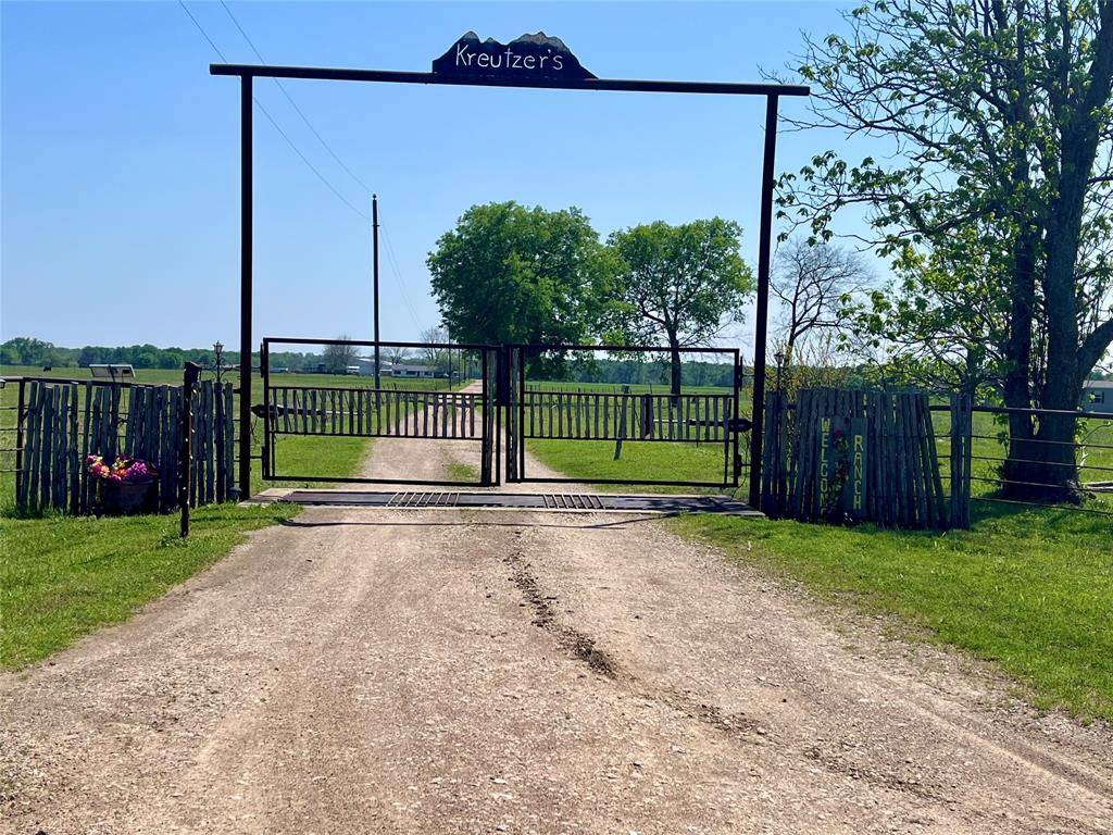 4798 E FM 198, Lake Creek, TX 75450