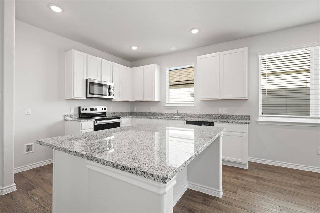 7833 White Spruce Lane, Fort Worth, TX 76123