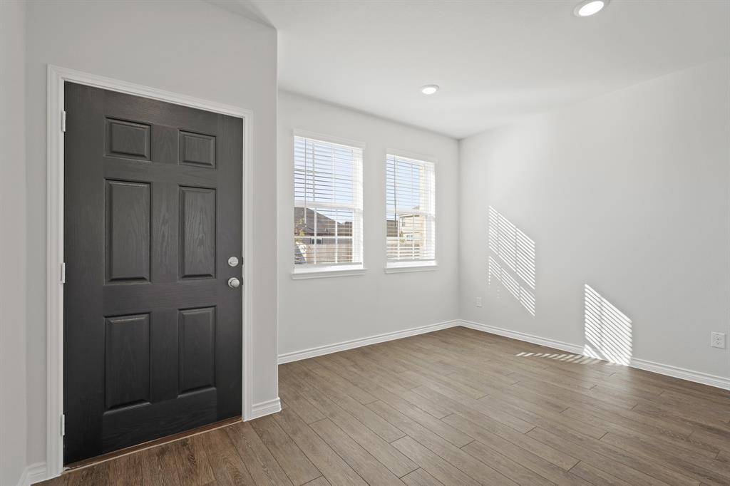 7833 White Spruce Lane, Fort Worth, TX 76123