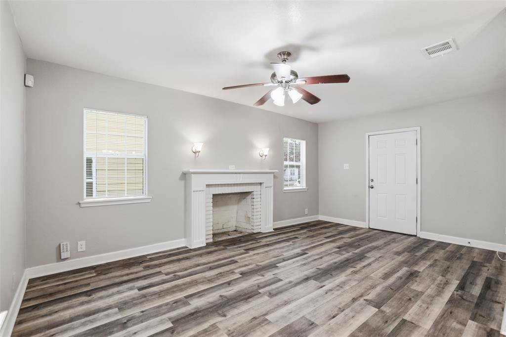 227 S Hampton Road, Dallas, TX 75208