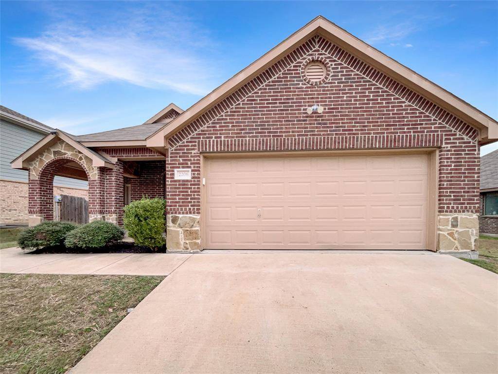 2206 Blue Bayou Drive, Dallas, TX 75253