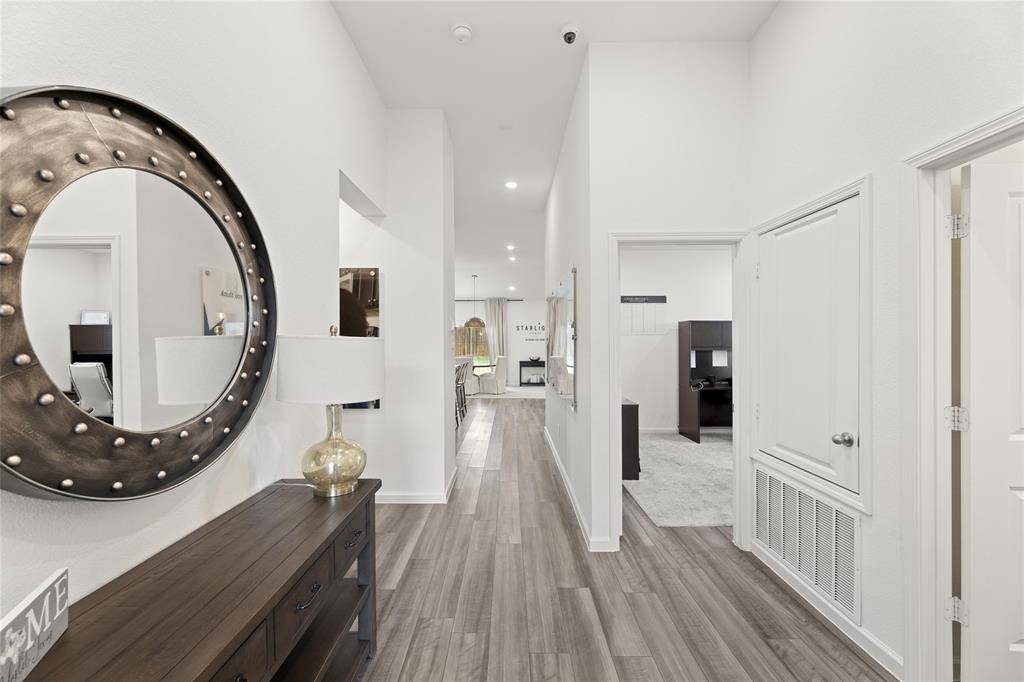 1540 Shadow Hawk Drive, Fort Worth, TX 76052