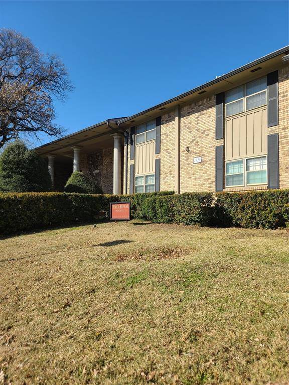 7929 Royal Lane #121, Dallas, TX 75230