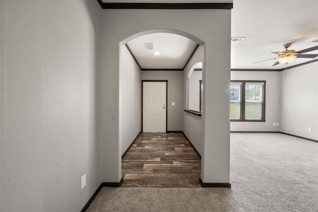 136 SE County Road 3048, Corsicana, TX 75109