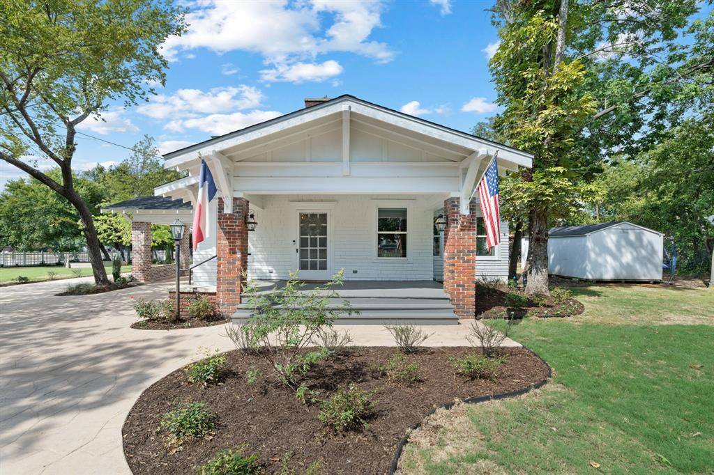 307 Huffhines Street, Richardson, TX 75081