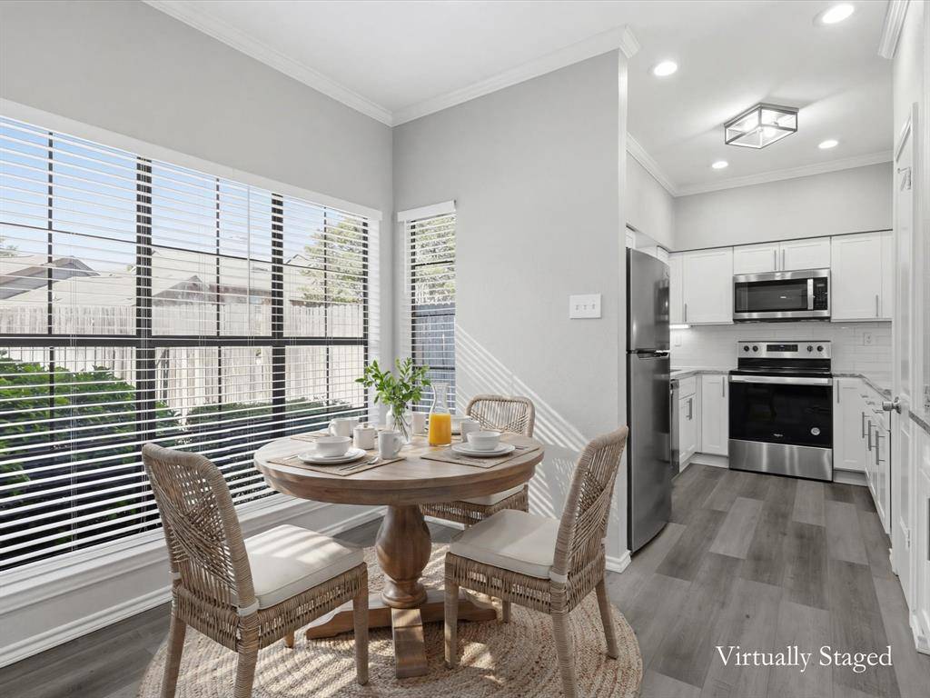 411 Pebble Way #148, Arlington, TX 76006