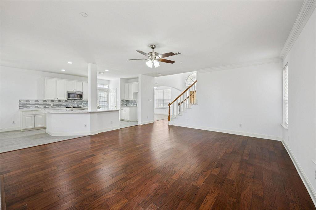 8316 Charleston Street, Irving, TX 75063