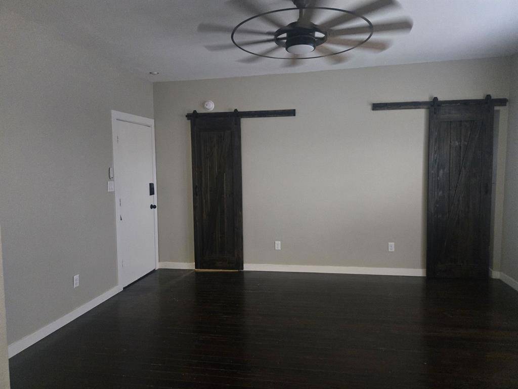 707 NW 4th Avenue #202, Mineral Wells, TX 76067