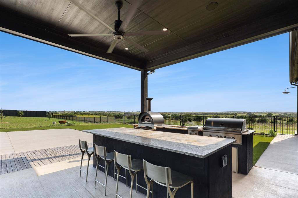 15313 Margarita Court, Lipan, TX 76462