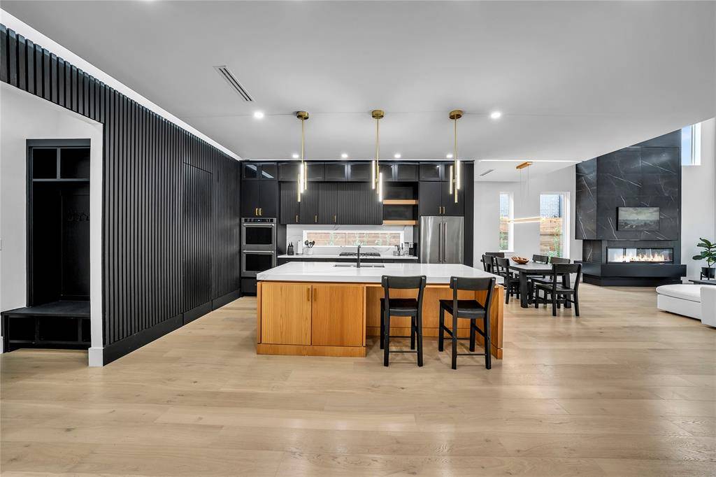 4721 Linnet Lane, Dallas, TX 75209