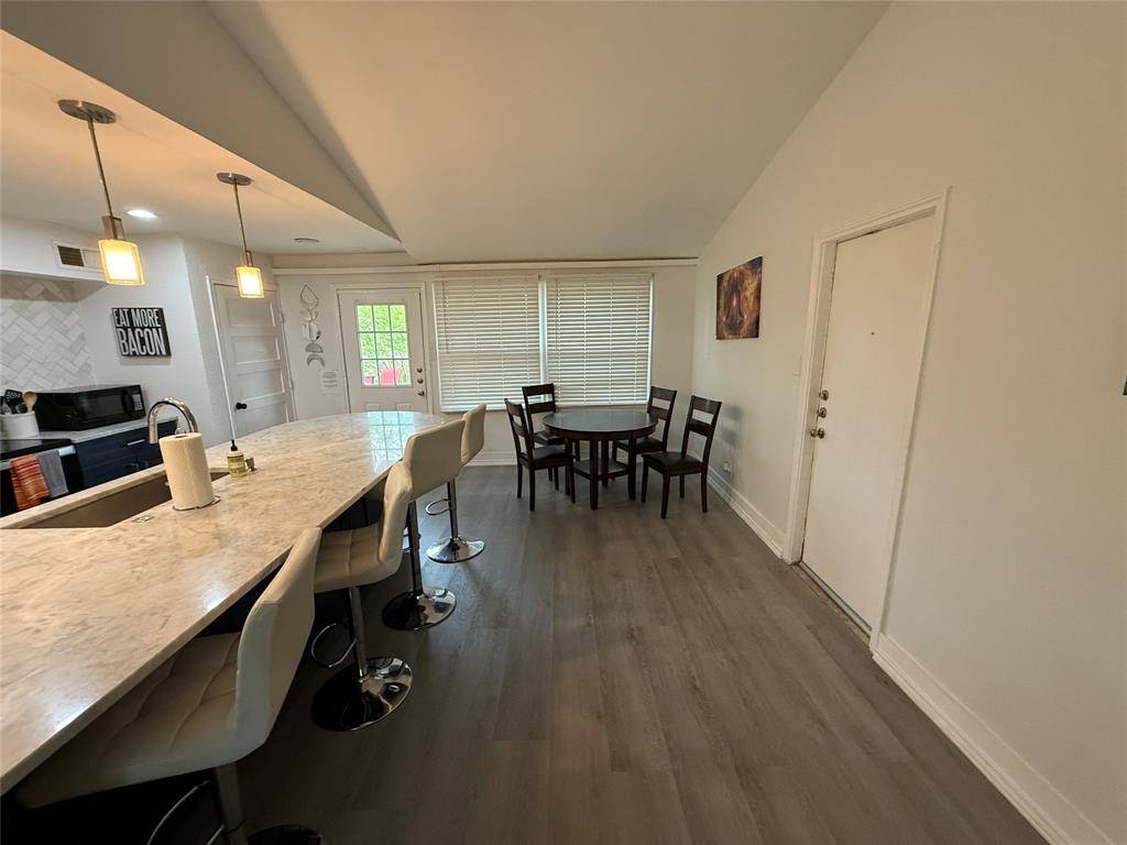 819 Loganwood Avenue, Richardson, TX 75080