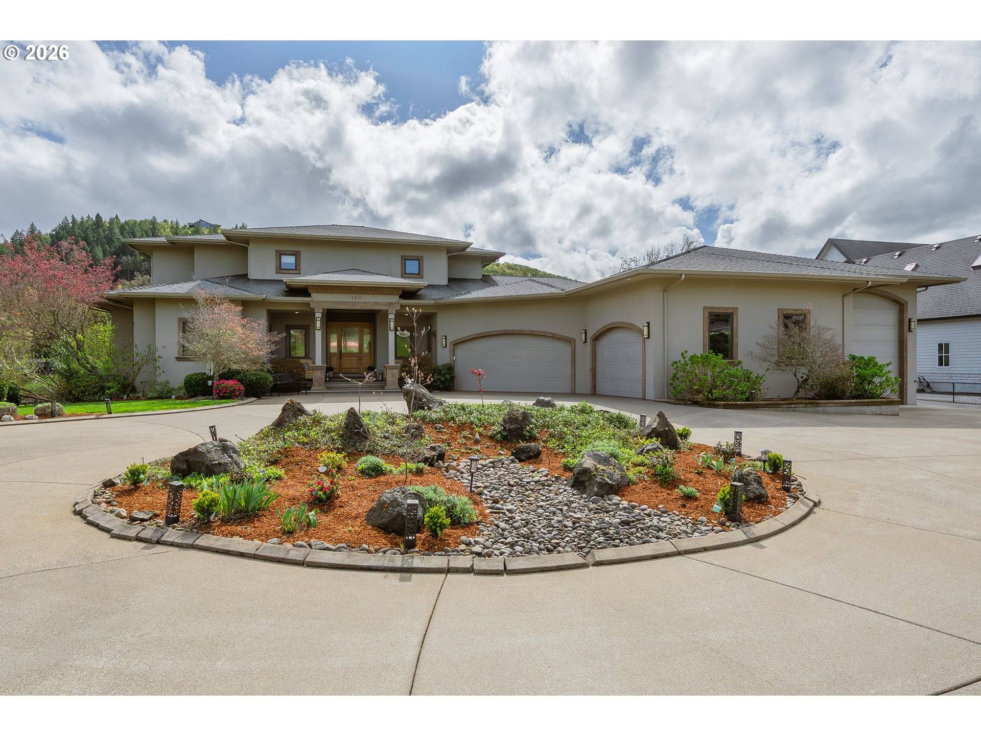 130 STENGAR LN, Roseburg, OR 97471