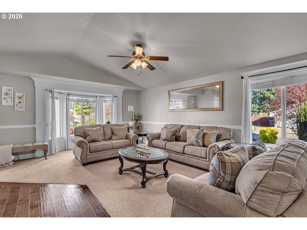 4460 MORFITT ST, Hubbard, OR 97032