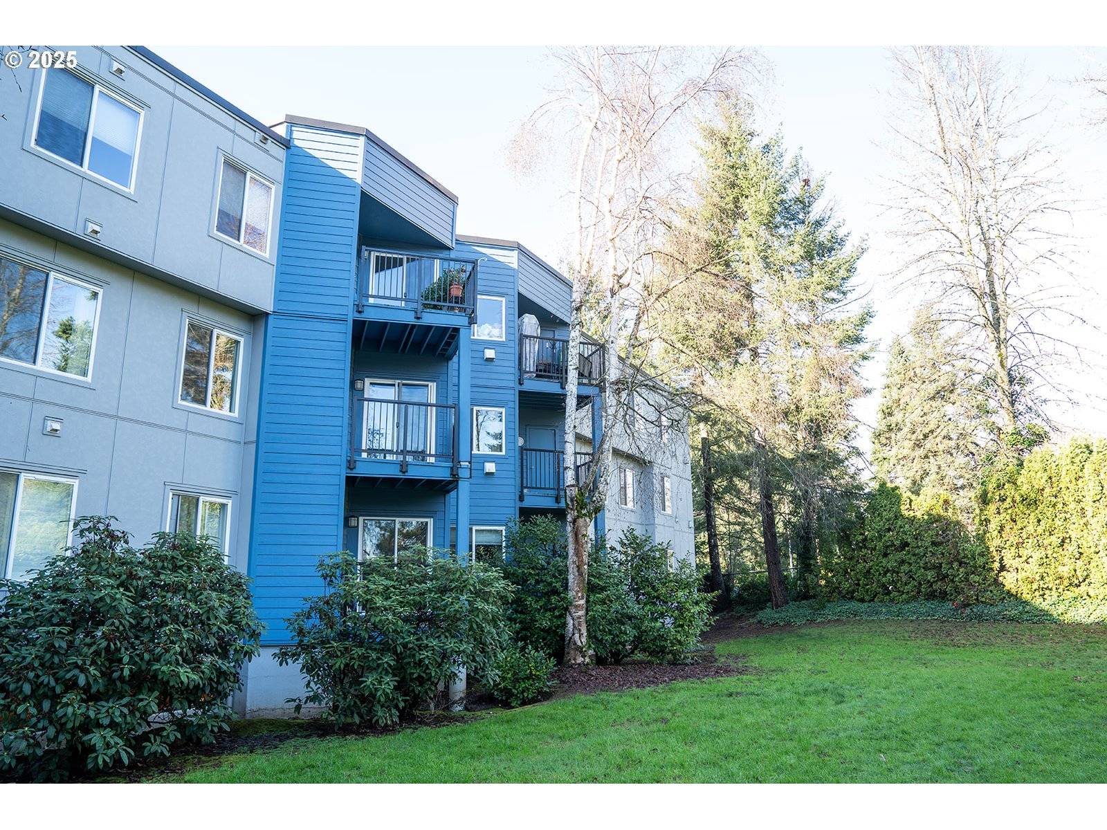 8720 SW TUALATIN RD #206, Tualatin, OR 97062