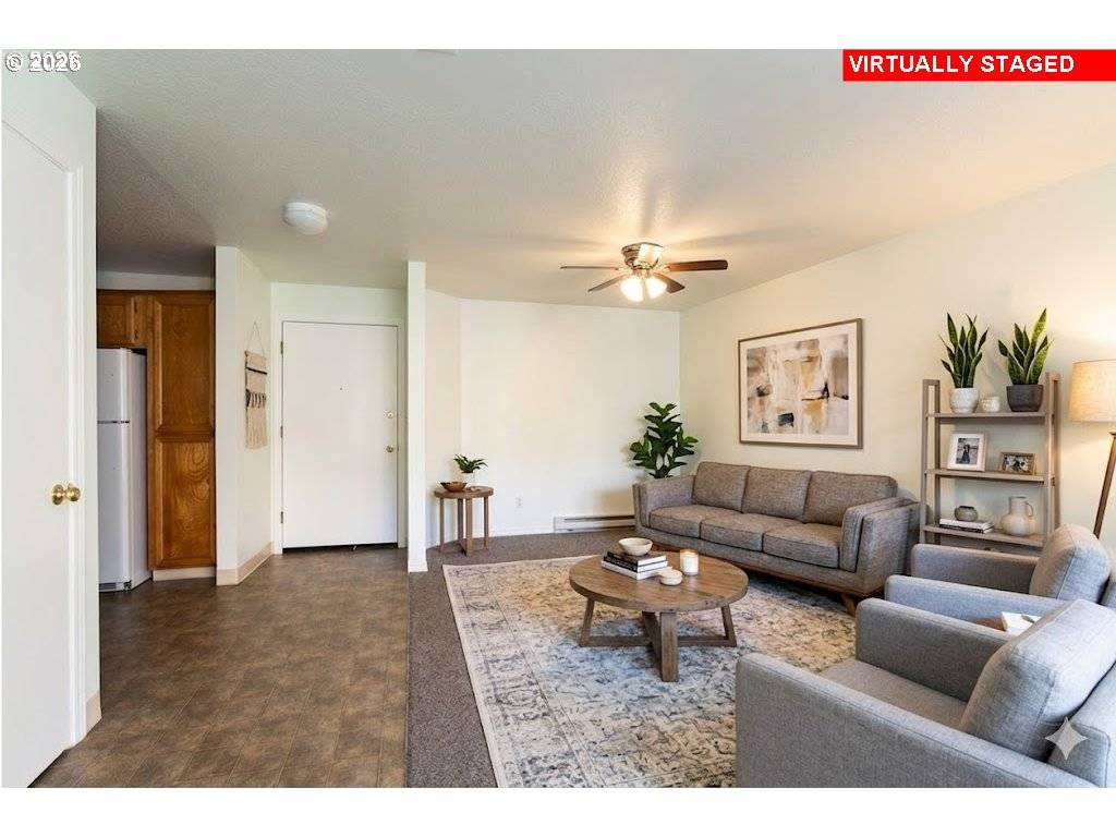 8720 SW TUALATIN RD #206, Tualatin, OR 97062