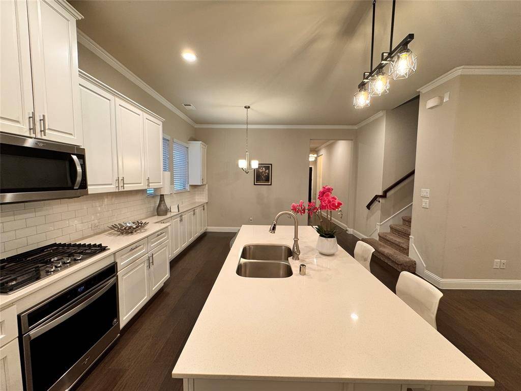 17730 Bottlebrush Drive, Dallas, TX 75252