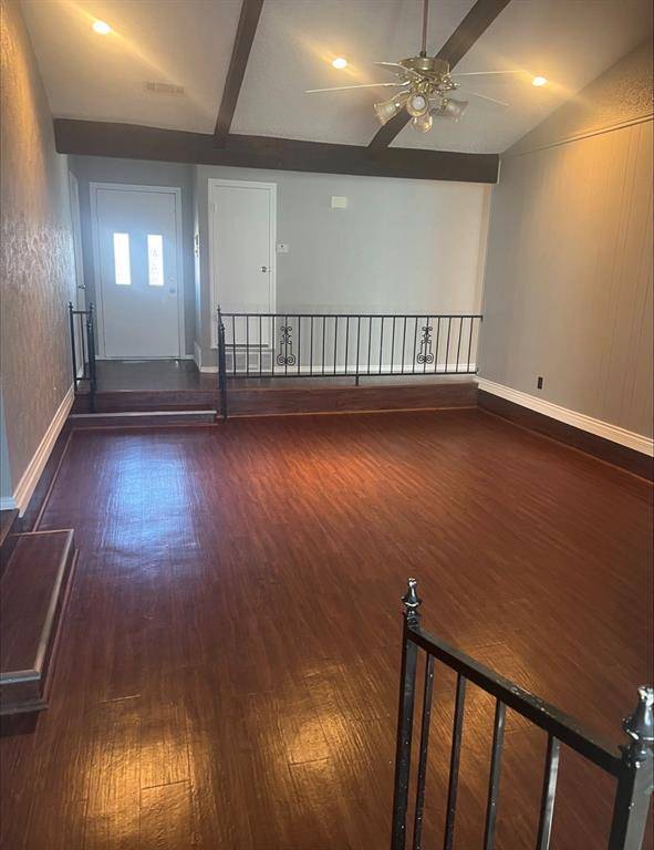 3012 Barrington Court, Arlington, TX 76014