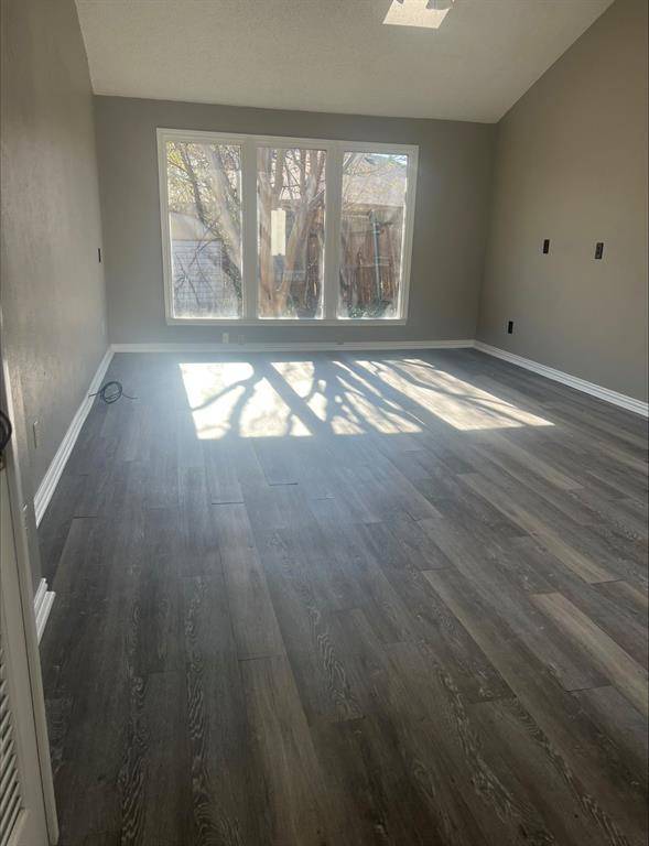 3012 Barrington Court, Arlington, TX 76014