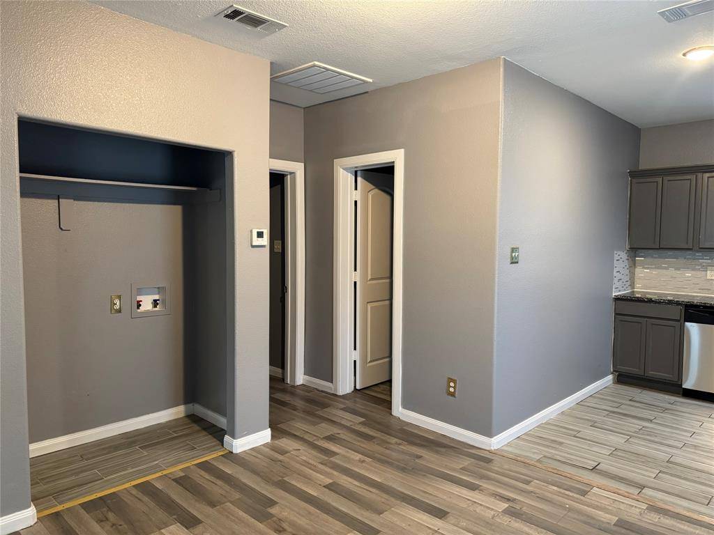 7315 Toland Street, Dallas, TX 75227