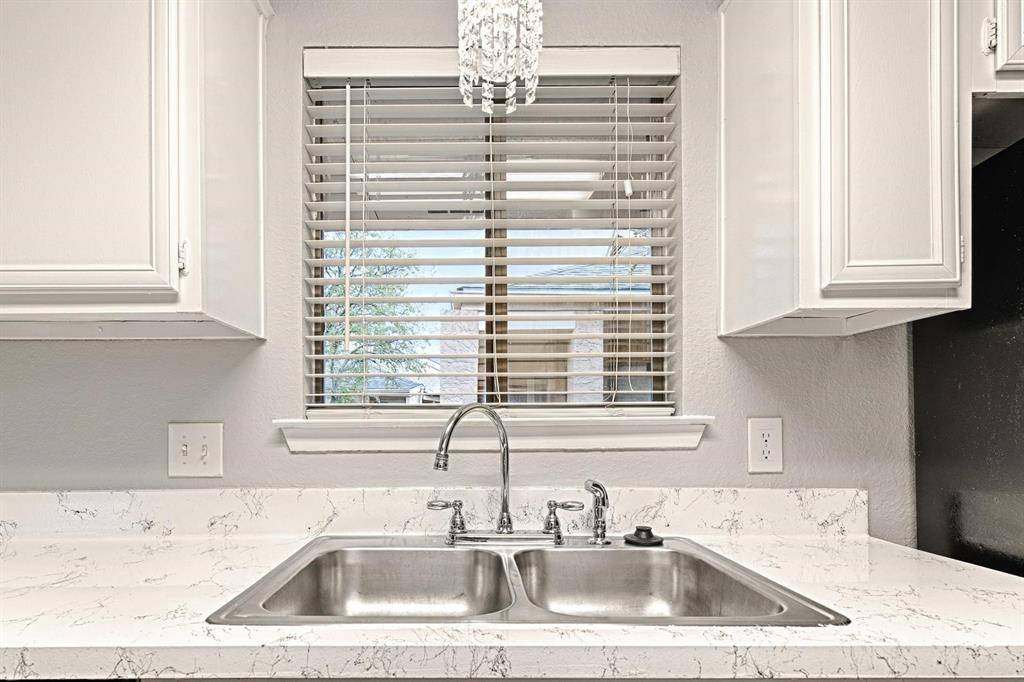 5550 Spring Valley Road #31, Dallas, TX 75254