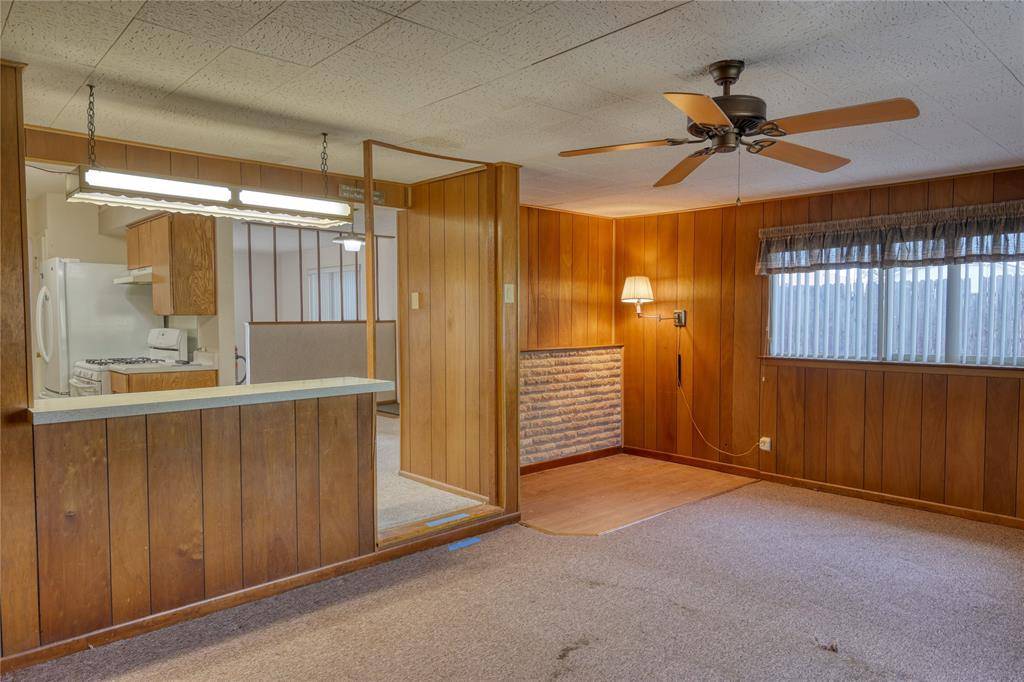 4649 Western Oaks Drive, Dallas, TX 75211