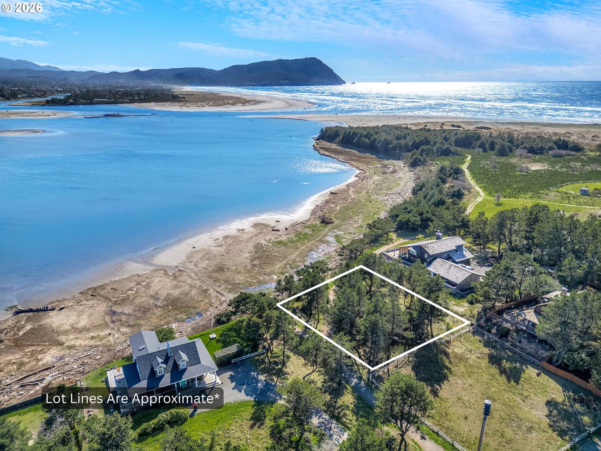 Wellington AVE, Gearhart, OR 97138