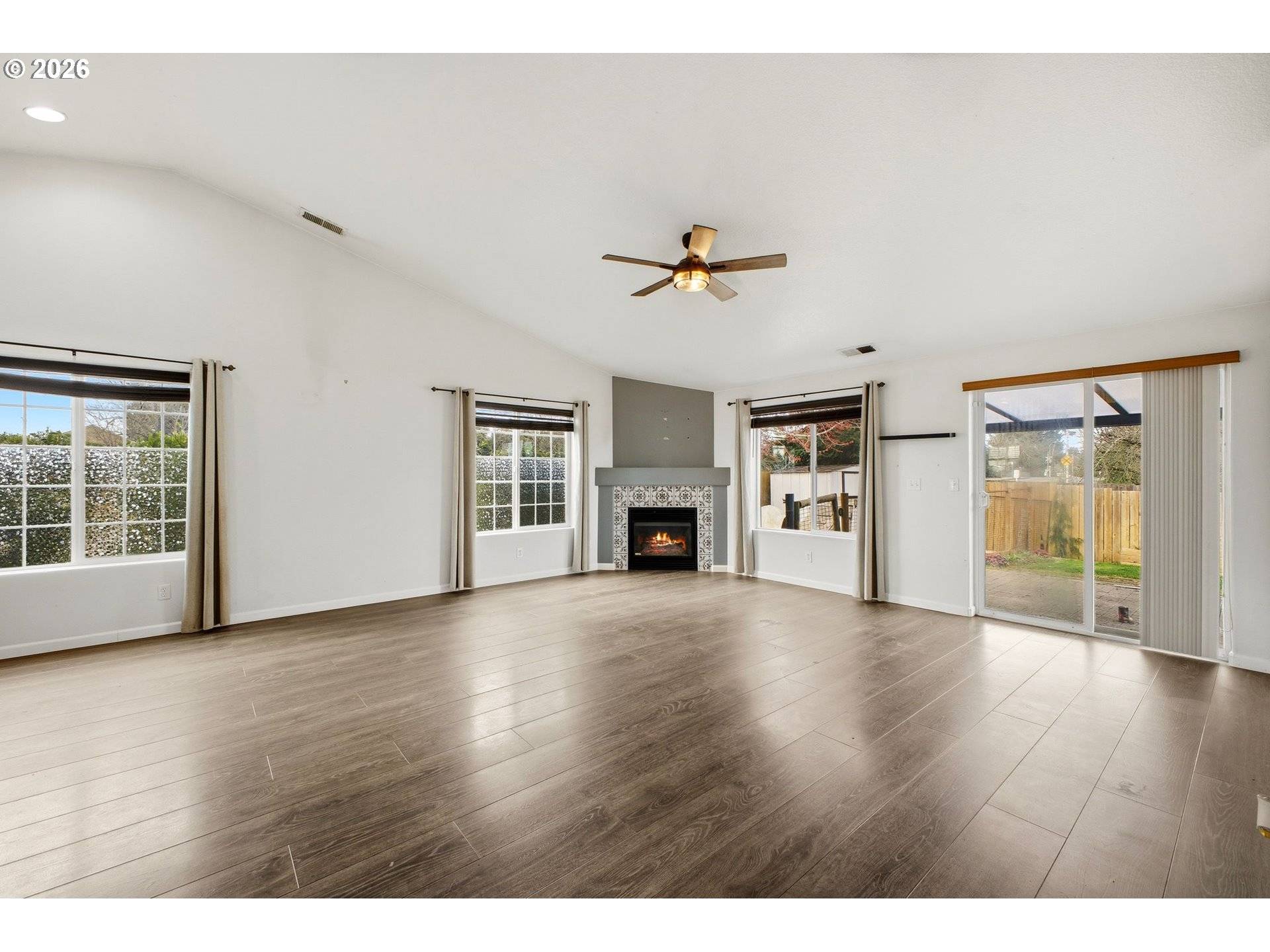 1121 DAHLIA ST, Woodburn, OR 97071