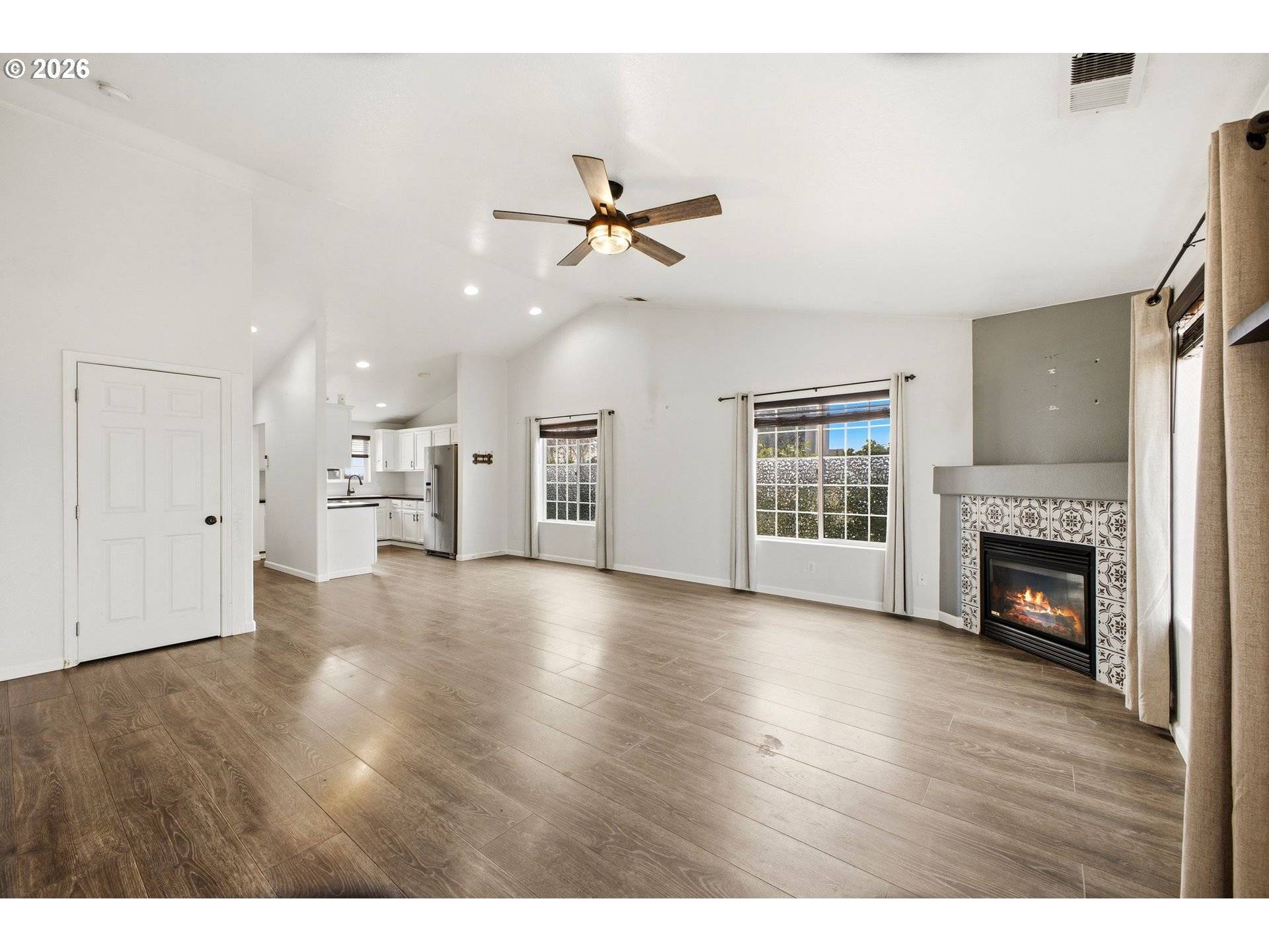 1121 DAHLIA ST, Woodburn, OR 97071