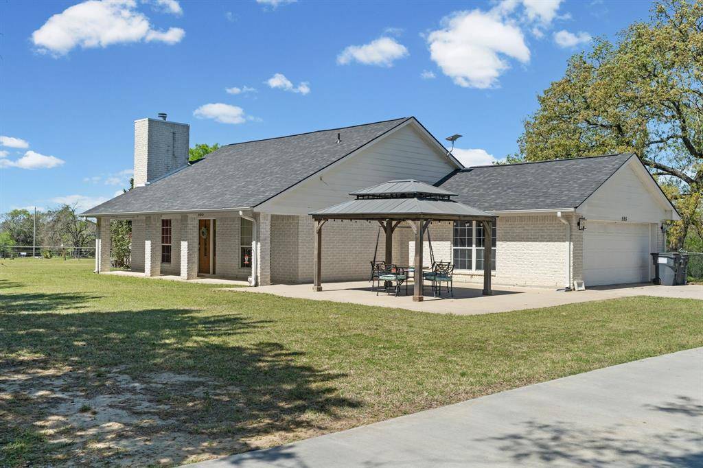 555 Rs County Road 4510, Point, TX 75472