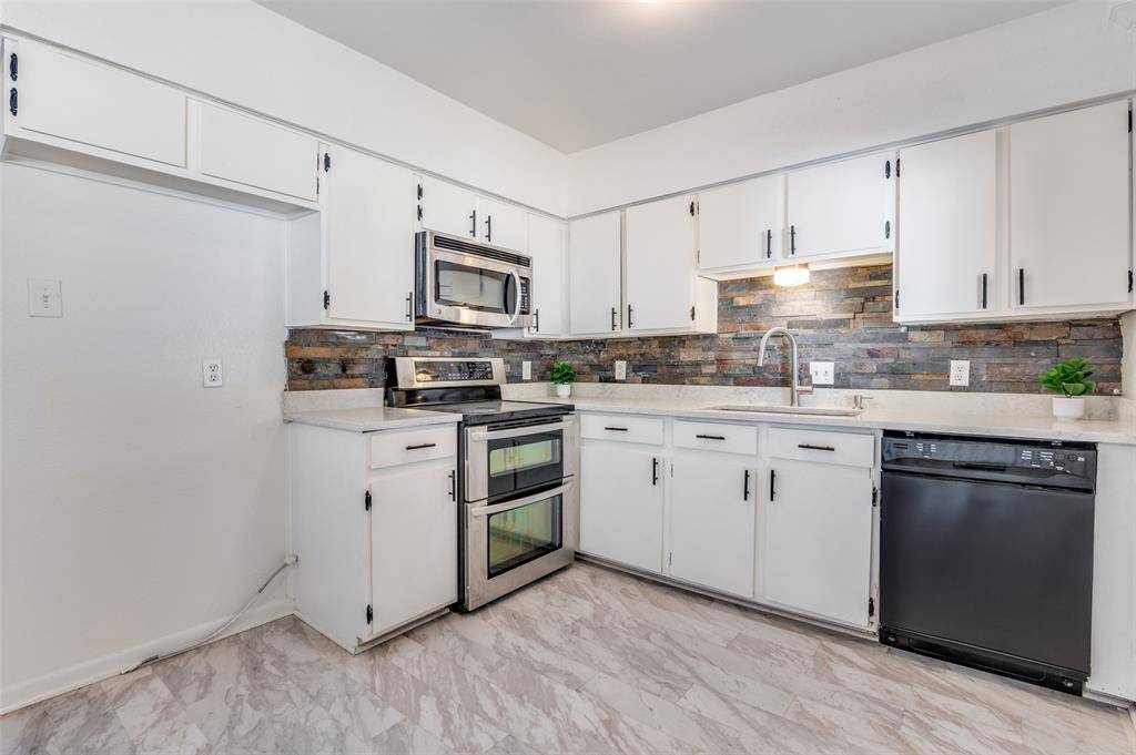 823 Ross Lane, Seagoville, TX 75159