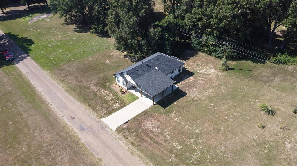 128 Crestwood Drive, Mabank, TX 75156