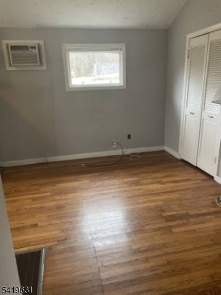 77 Wardle Ave, Berkeley Heights Twp., NJ 07922