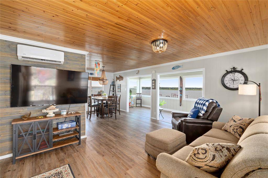 3490 Bounding Main, May, TX 76857