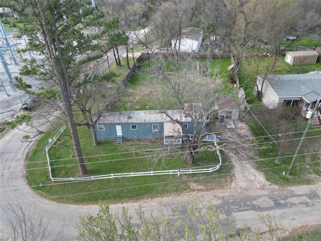 400 E Oak Grove Road, Corsicana, TX 75110