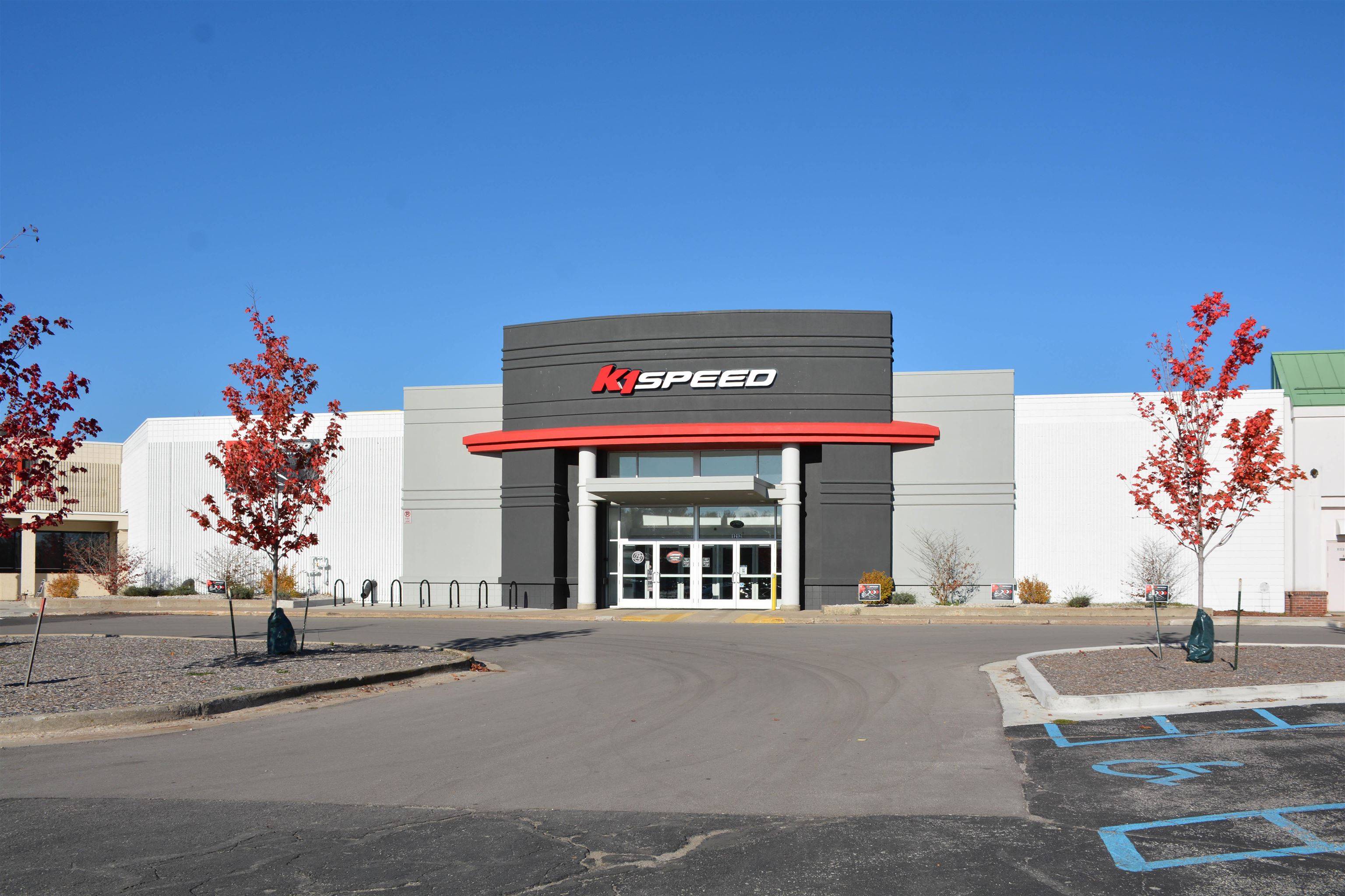 1212 W South Airport RD, Garfield Twp, MI 49686