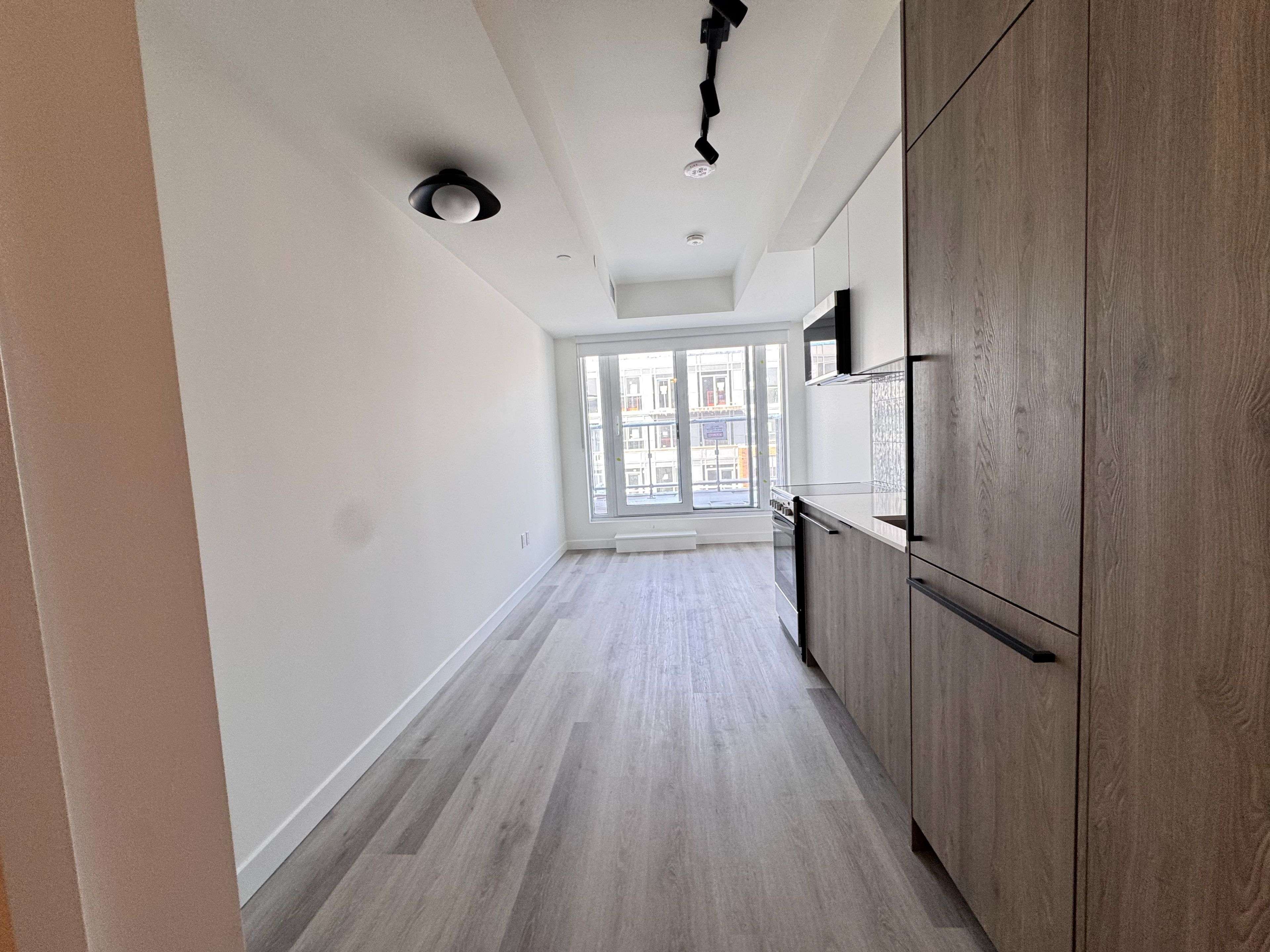 1635 MILITARY TRL #704, Toronto E10, ON M1C 1B2