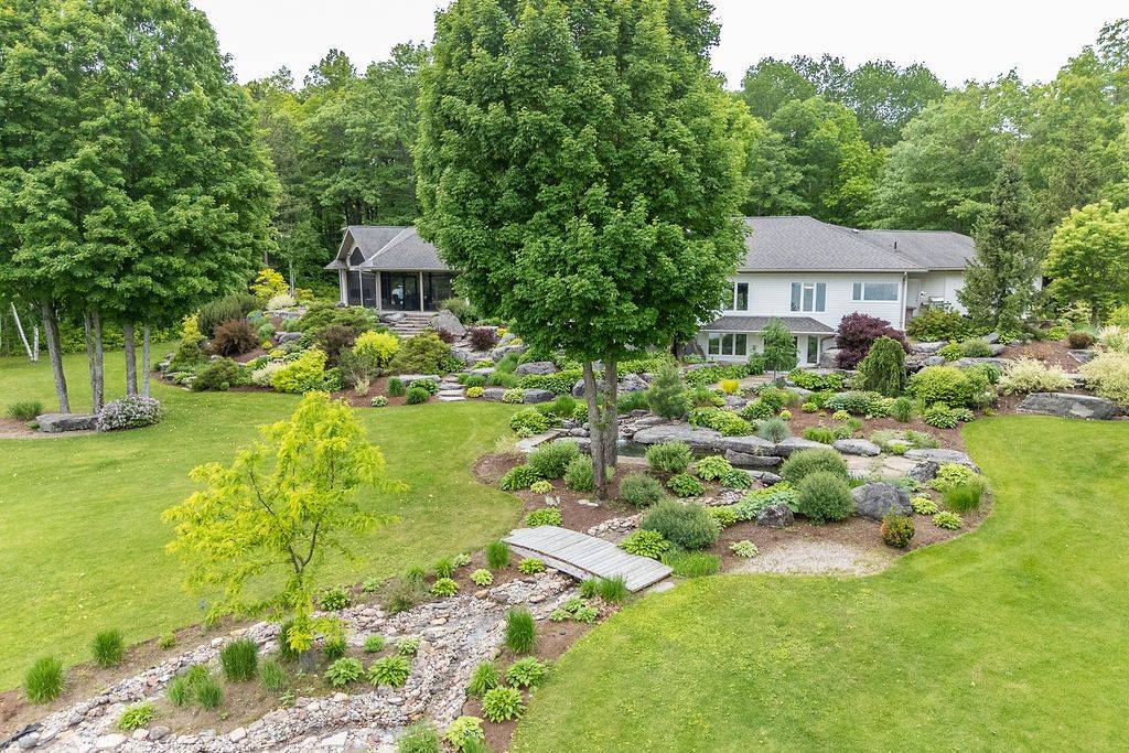 2741 Foymount RD, Bonnechere Valley, ON K0J 1T0