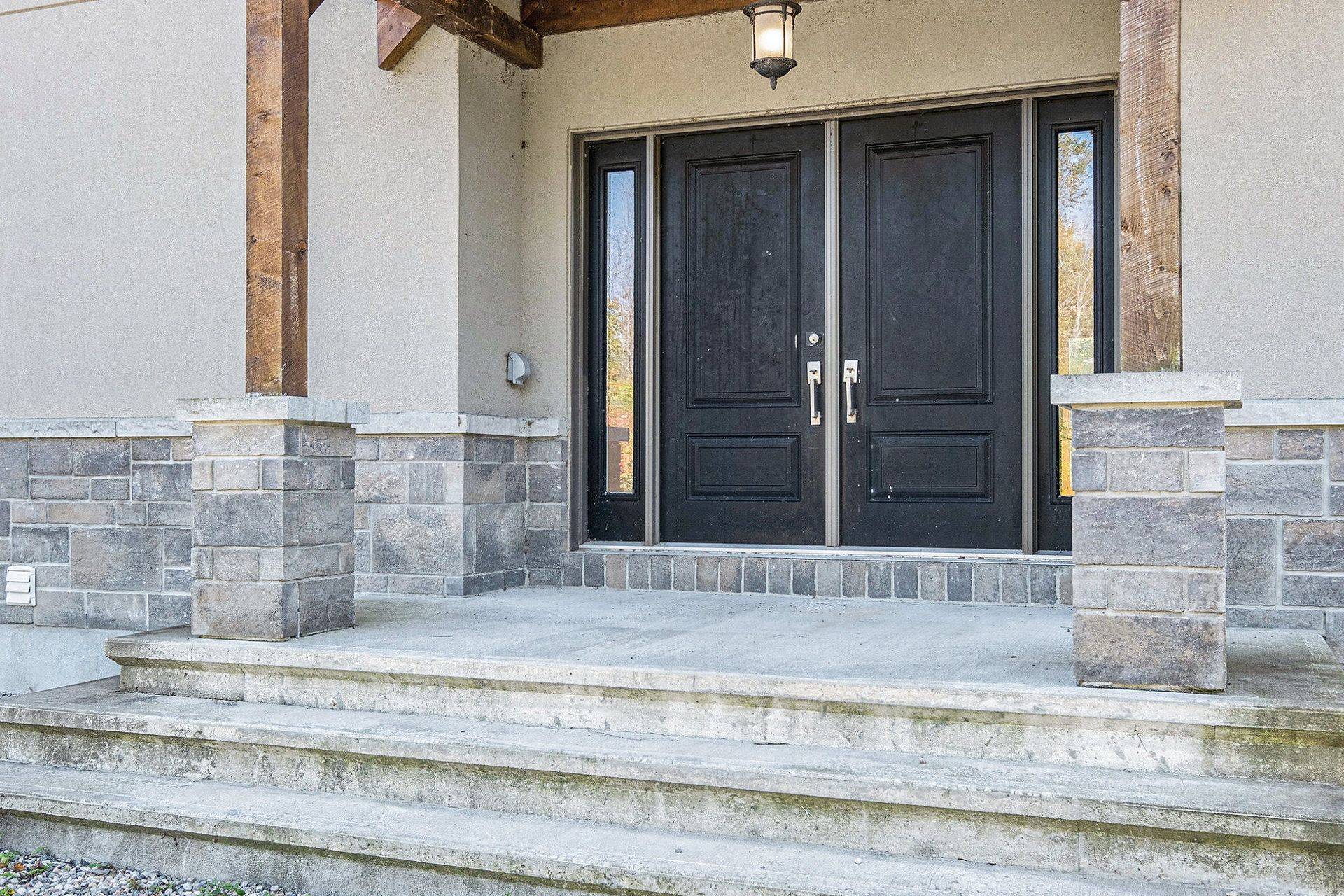 896 Corktown RD, Merrickville-wolford, ON K0G 1N0