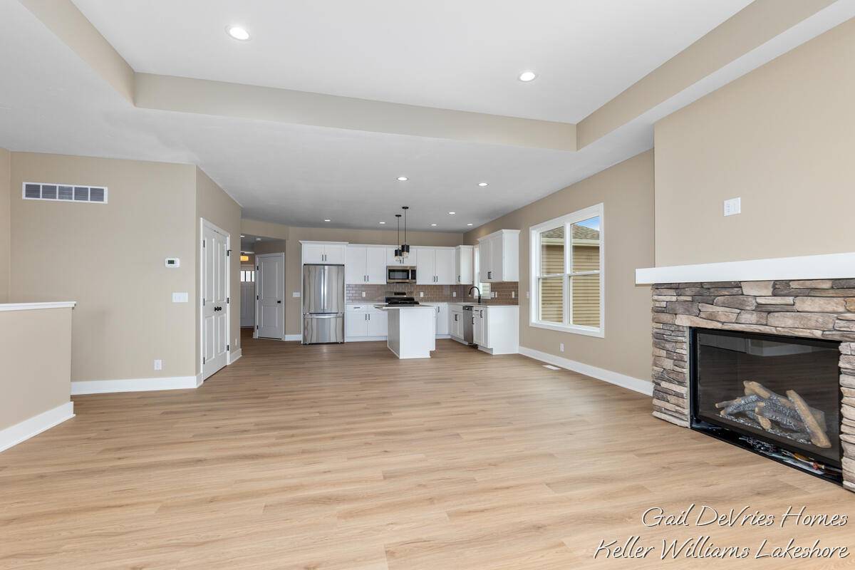 4498 Meadow Pond WAY #66, Heathtownship_allegan, MI 49419