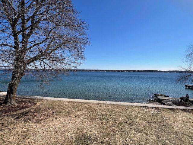 1219 County Road 2 RD, Augusta, ON K6V 5T1