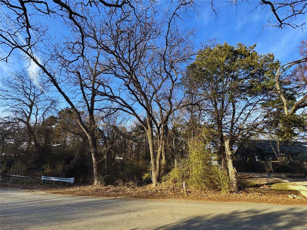 8421 Kingsfield Road, Dallas, TX 75217