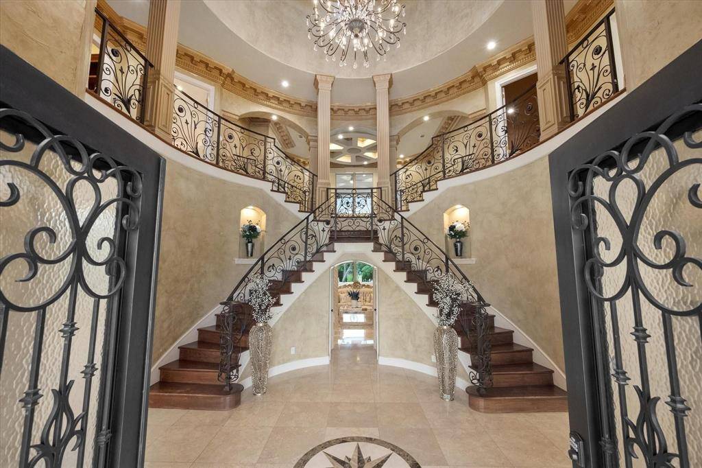 2314 Sunset Ridge Circle, Cedar Hill, TX 75104